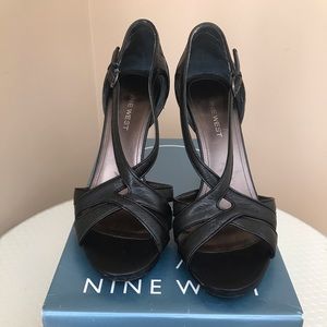 ▪️Nine West Black Leather Heels